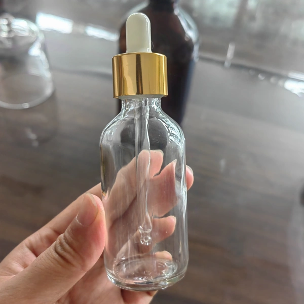 clear boston dropper bottle